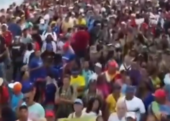 베네수엘라 미국민들에 “전원 즉각 철수” 경고