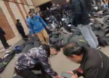 “군중에 실탄 발사, 시신 수백구 거리 뒹굴어”…참혹한 이란 시위 현장