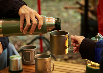 20년 사용 보온병이 부른 비극…납 중독 사망