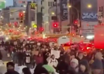 “일도·학교도 멈췄다” … 이민 단속 사망 여파 대규모 시위 확산