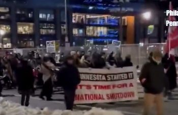 트럼프 쫄았나 … “민주당 도시 손 뗀다” 트럼프 굴욕적 후퇴