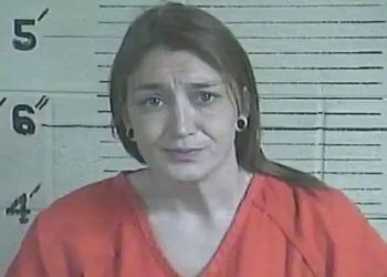 “남친 아이 아니라서”…약물 낙태 뒤 태아 뒷마당에 묻어