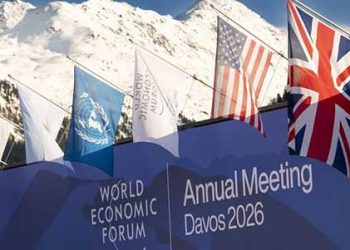 개빈 뉴섬, 트럼프 취임 1주년 맞아 다보스서 거친 비판