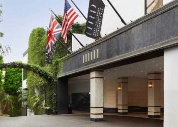 새해 첫날 웨스트 할리웃 런던호텔 인근 출혈 남성 사망