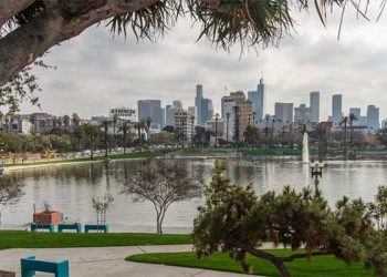 “한인타운 맥아더팍 호수 속 다량 무기·시신있다” 소문 확산