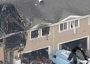 형제 사망 아파트 폭발 화재, 사고 아니었다 … 경찰 수사 나서