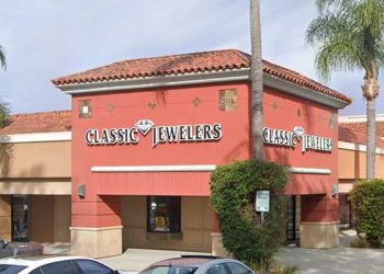 “보석상 털고 광란의 질주”… 좌충우돌 연쇄충돌