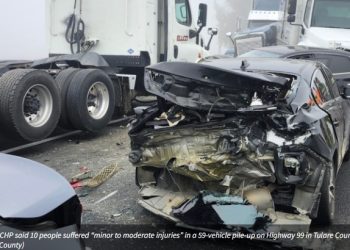 안개 속 아수라장… 99번 하이웨이서 59중 추돌