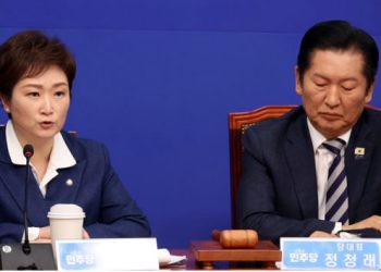 “두 태양 없다” 정청래 직격 … 민주, 합당 파열음 재분출