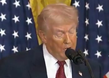 트럼프 연패 …캐나다 관세 철회결의안 통과, 공화 6명 찬성