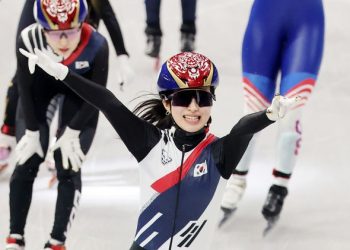 쇼트트랙 김길리, 여자 1500m 금메달 ‘2관왕’