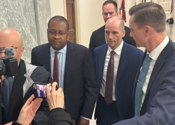 하원 출석 쿠팡 대표, “한국이 우리 차별” … 301조 발동 요구