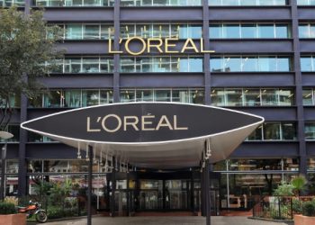 관세소송 봇물 터졌다 … 로레알·다이슨 등 1400개 수입업체 줄소송