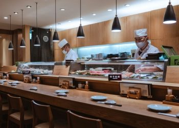 [식도락법 칼럼 (23)] 전 세계 일식업의 미래