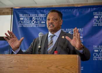 ‘흑인 민권운동의 상징’ 제시 잭슨 목사 별세 …향년 83세