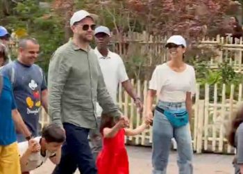 “디즈니랜드서 JD 밴스 부통령 ‘파이프폭탄’ 살해” 위협