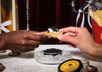 맥도날드, 발렌타인 무료 캐비아 순식간 품절 … 400달러 거래까지