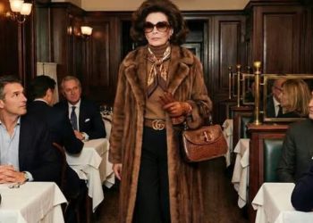 추락하는 구찌 … 엉성한 AI 화보에 비난 폭주