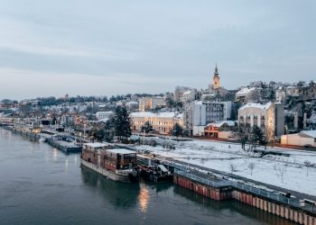 영국인들, ‘단기체류 해외살이’ 최적국 순위 … 한국 2위