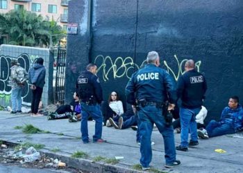 LA 다운타운 윌셔가 노숙자 캠프 급습 … 장물 대거 압수·15명 체포