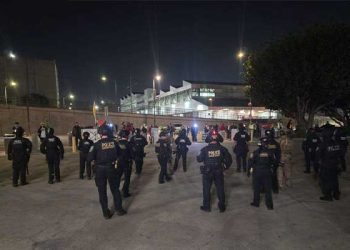 LA 학생 시위대, 다운타운서 연방당국과 충돌