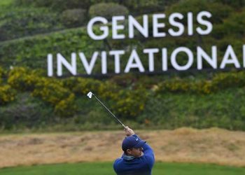 김시우, PGA 제네시스 인비테이셔널 첫날 공동 5위…악천후·일몰 중단