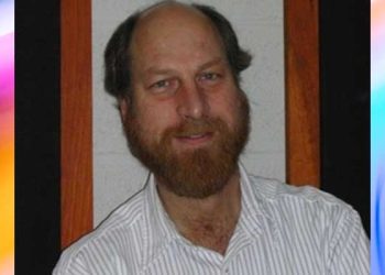 칼텍 천문학자  칼 그릴마이어, 자택서 총격 피살