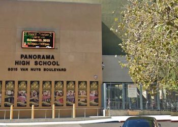 교실 한가운데서 터진 페퍼스프레이… 학교 봉쇄 큰 소동