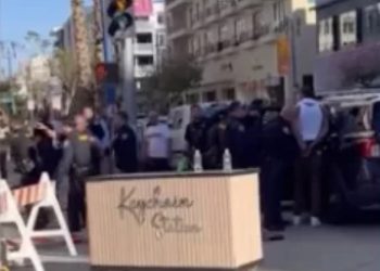 ‘마라톤 버거’ 개업식 총격 아수라장 …1명 사망·2명 부상