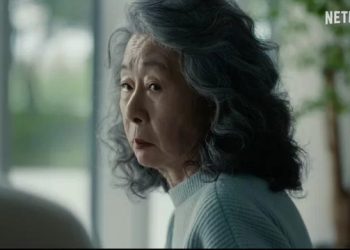 에미상 휩쓴 ‘성난 사람들(Beef)’시즌2’ … 윤여정·송강호 부부로