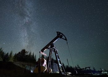 ‘세계 1위 산유국’ 미국의 역설… 개솔린값 왜 통제 못 하나