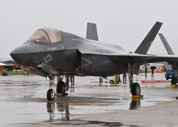 F-35, 이란 공격에 비상착륙 … 미 전투기 첫 피격