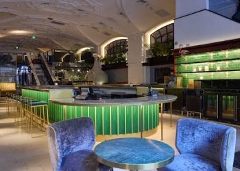 LA 다운타운  유명식당 흉기 난동…여성 4명 부상, 용의자 2명 체포