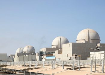 이란 “UAE 원전 등 중동 발전소들 전면 공격할 것”