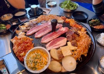 박찬호 단골 ‘꿀돼지’, 어바인서 솥뚜껑 삼겹살 성지