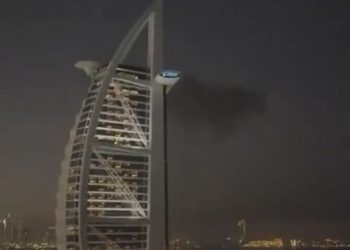 두바이 특급호텔까지 화재 … 부르즈 알아랍·팜 주메이라 호텔 피습