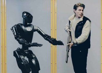 ‘터미네이터 현실로’…로봇 ‘팬텀 MK-1’ 우크라 전선 투입