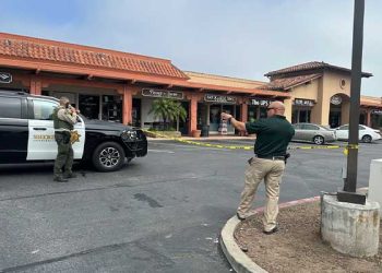 UPS 매장서 소포 폭발…인근 상가 긴급 대피