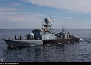 “미 잠수함, 인도양서 이란 군함에 어뢰 공격 격침”