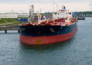 국제 유가, 호르무즈 해협 봉쇄에 폭등…”120달러 간다”