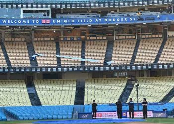 LA 다저스, 개막전서 3연속 월드시리즈 도전 시동