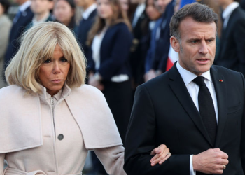 마크롱, 트럼프 ‘오락가락’ 작심 비판…”전쟁은 쇼 아냐”