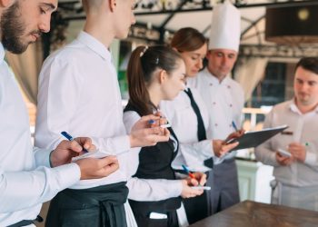 “업주들, 당장 확인해야” … 모르면 직원 1인당 1만 달러 벌금