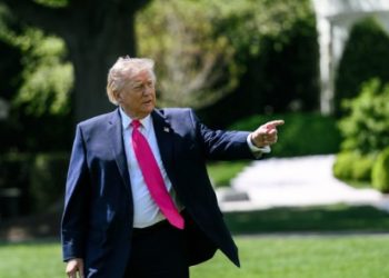 트럼프, “이란 20년 핵무기 포기 동의 … 합의되면 파키스탄 간다”