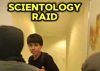 [이런일도] 10대들 할리웃 사이언톨로지 교회 습격 소동