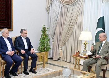 이란 외무 美와 회담 없이 파키스탄 출국 .. 2차 회담 불발