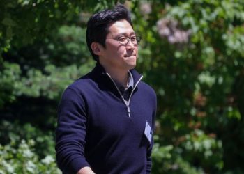 ‘동일인 지정’ 쿠팡 김범석, 의무·규제 대상으로