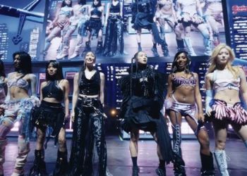 캣츠아이, 코첼라 무대에 헌트릭스 등장…’골든’ 협업 무대