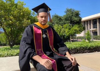 [포커스] “용서 기대 안 한다” … 존경받던 학원 선생님, 反트럼프 분노 품고 총 들었다