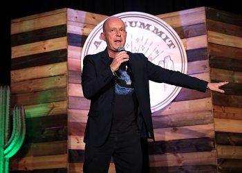 트럼프, 캘리포니아 주지사 선거 폭스뉴스 출신 지지 .. “도움이 될까”